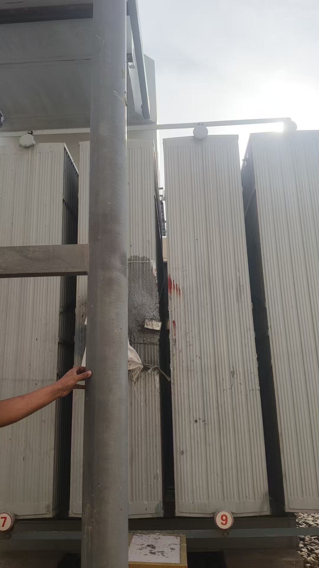 山东鲁萨风电场110KV变压器散热片的更换 及现场虑油